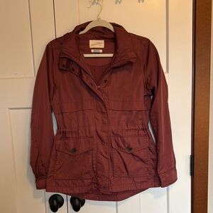 Universal Thread Lightweight Water Resistant Jacket